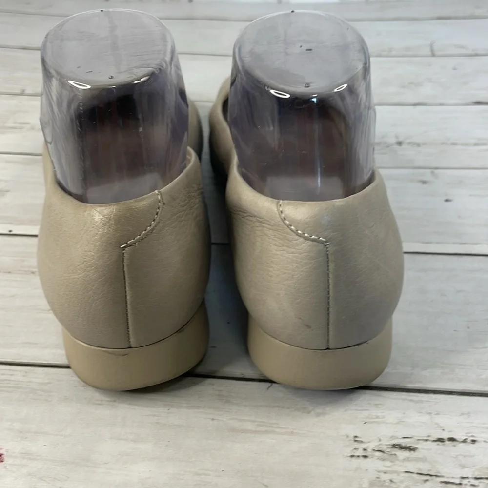 Rockport Taupe Leather Lexington Flats